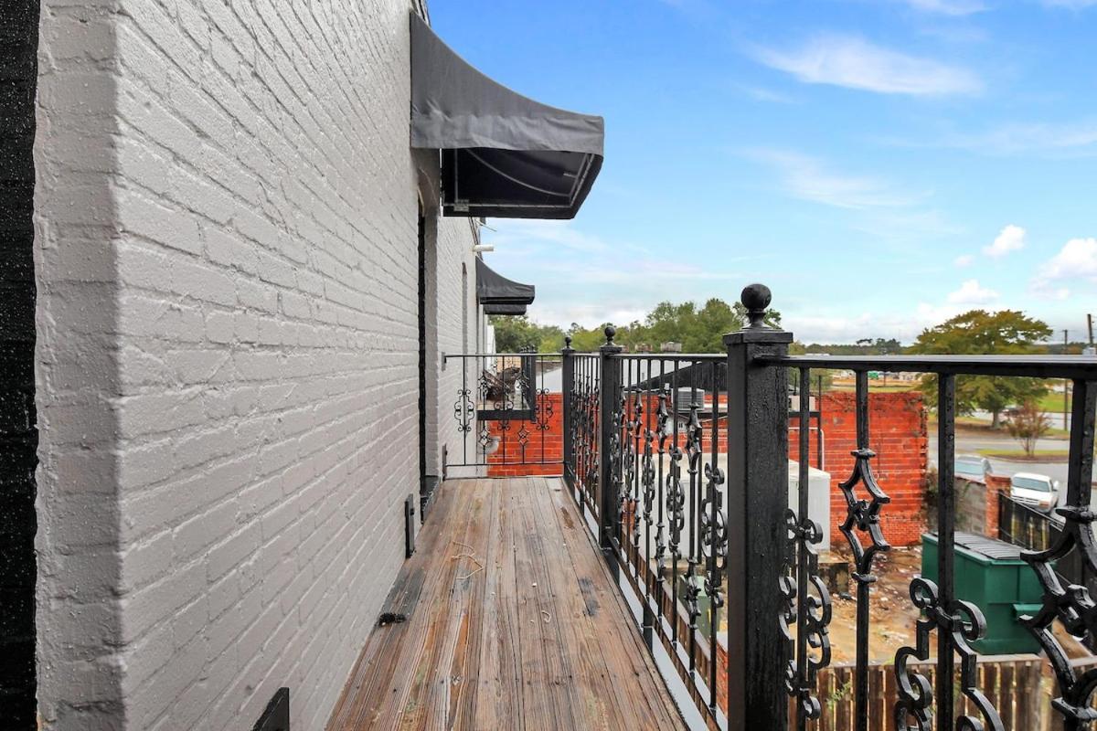 Eagle Exec Loft In Downtown Statesboro Apartment Exterior foto